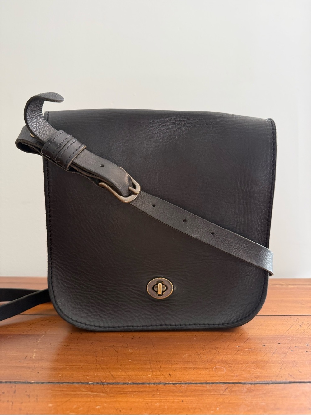 Parker Clay Layla Satchel Black Leather Crossbody Turn Lock
